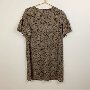 ✨5 FOR $25✨ SHEIN Dalmatian Mini Dot Print Ruffle Sleeve Dress